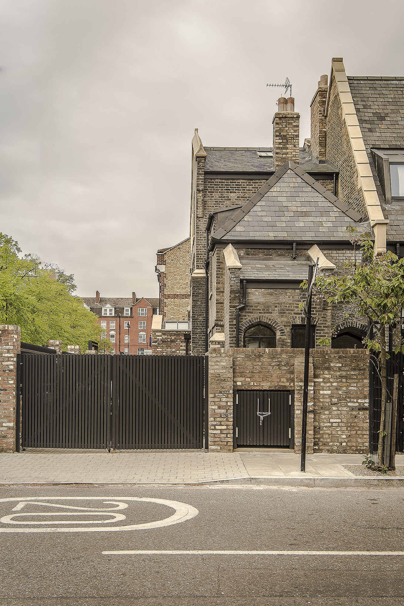 The Grange, Grange Hall, London N16 Aucoot