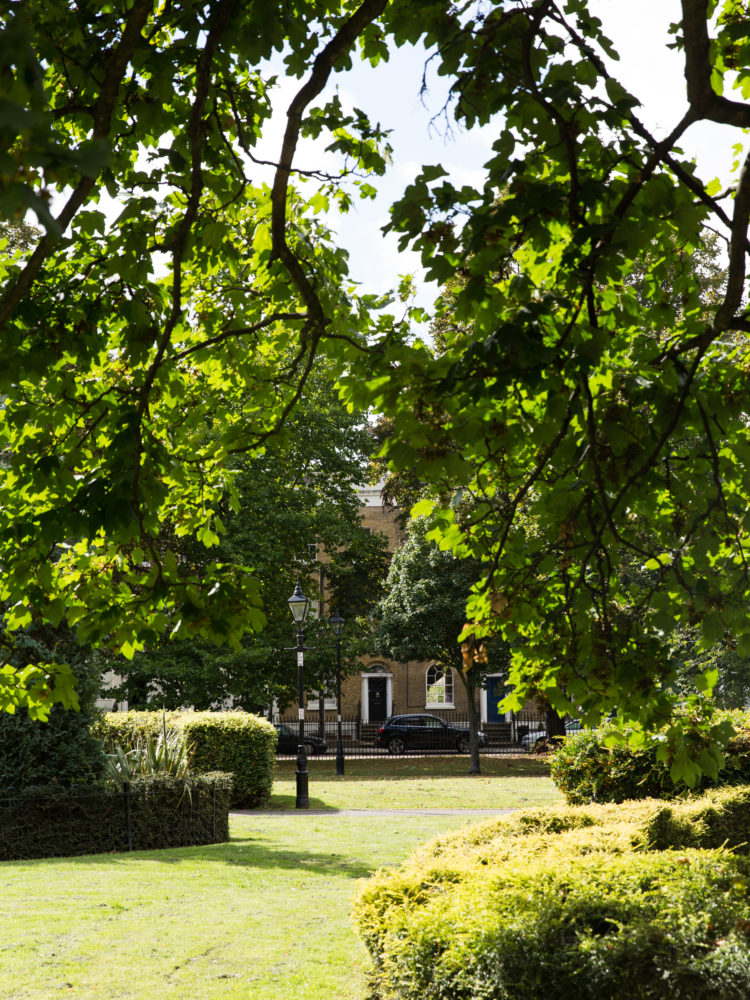 Street, London E3 Aucoot