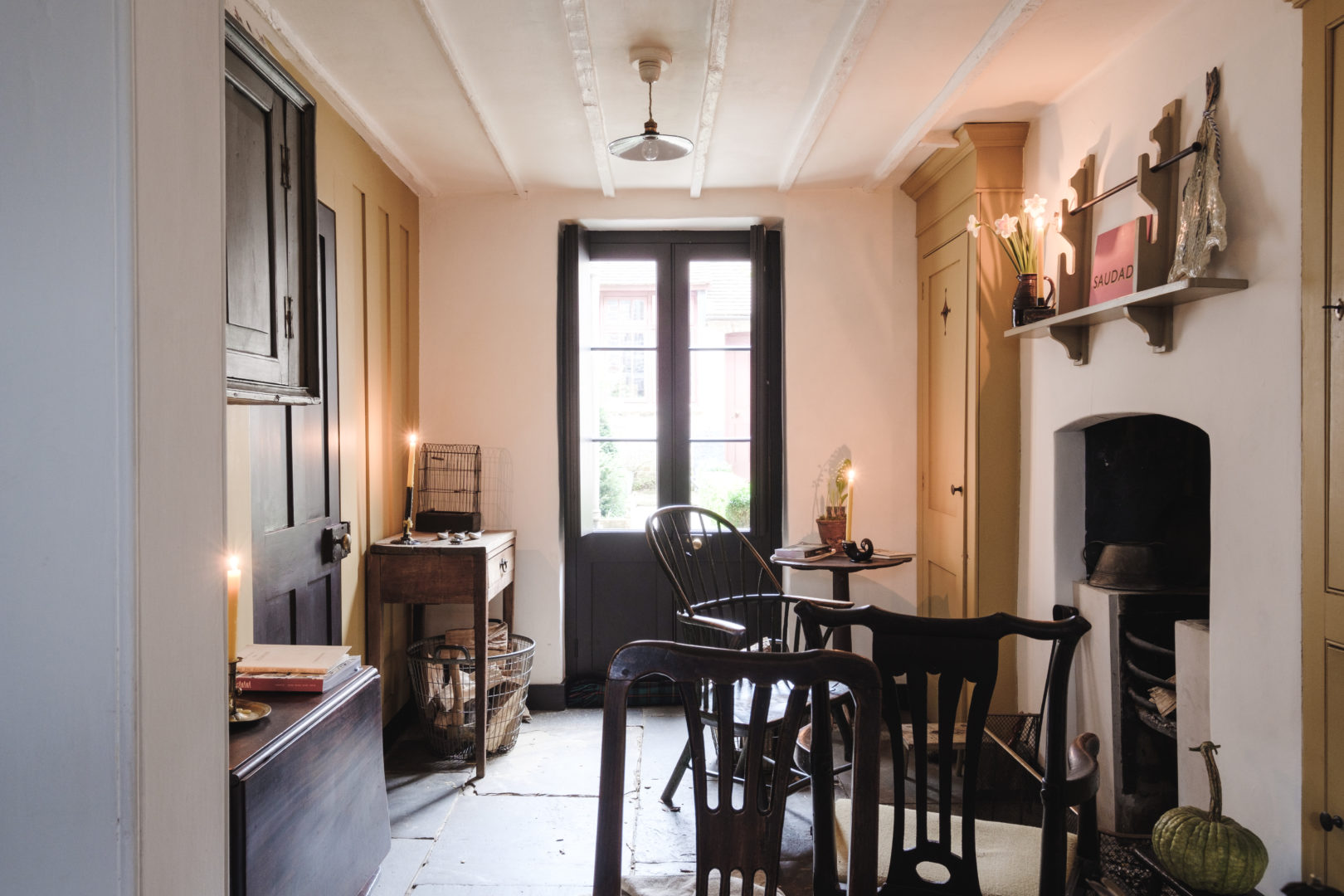 Pedro da Costa Felgueiras - Georgian House Renovation - Varden Street - Aucoot - Kitchen with fireplace