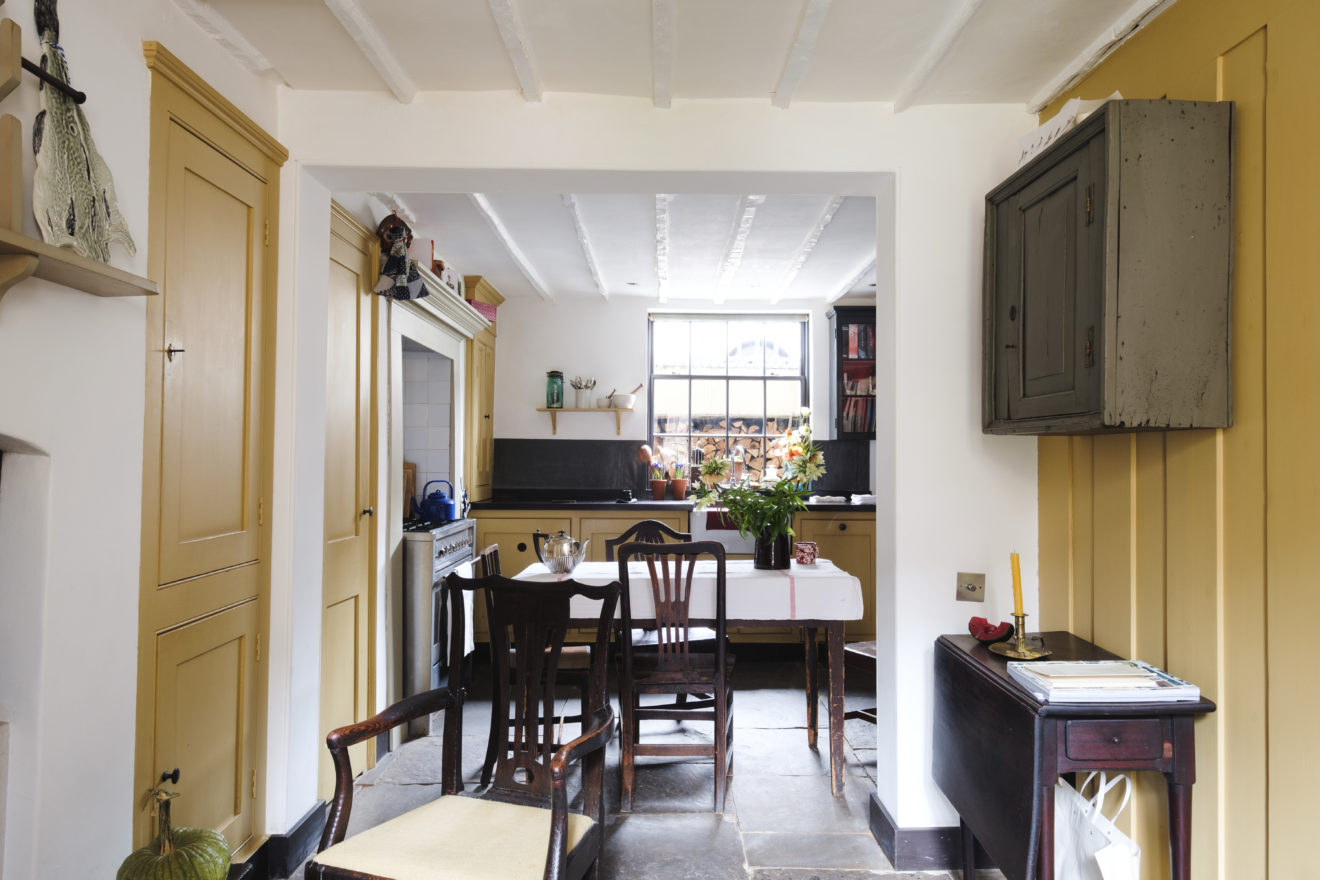 Pedro da Costa Felgueiras - Georgian House Renovation - Varden Street - Aucoot - Kitchen with fireplace