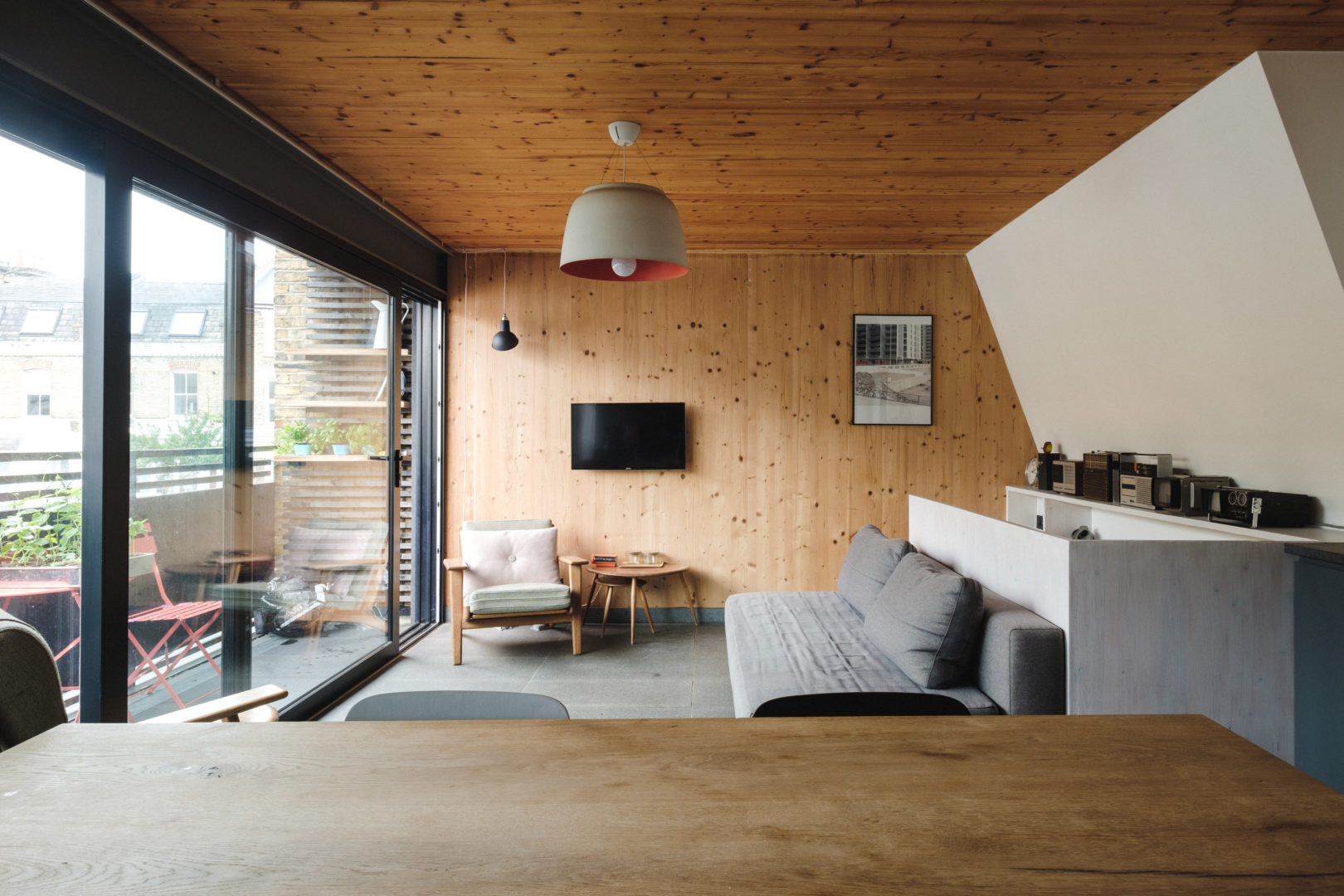 Aucoot-Kay-Road-Modern-Cross-Laminated-Timber-House-by-Methodic-Practice
