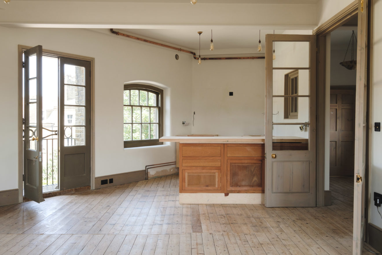 Aucoot - Woodhams Brewery - Restoration House