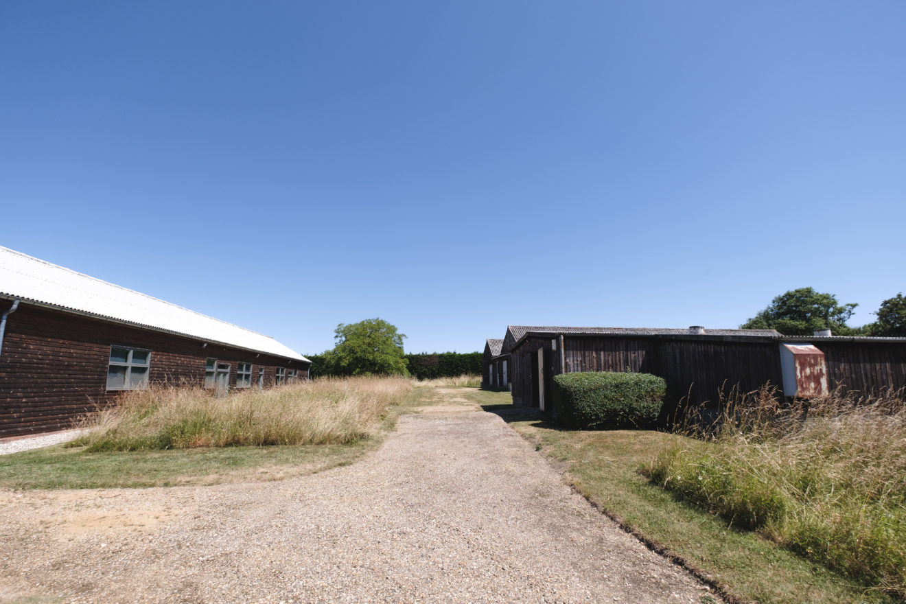 Aucoot - Grasslands - Vitsoe - A Modern House and Studio in the Countryside