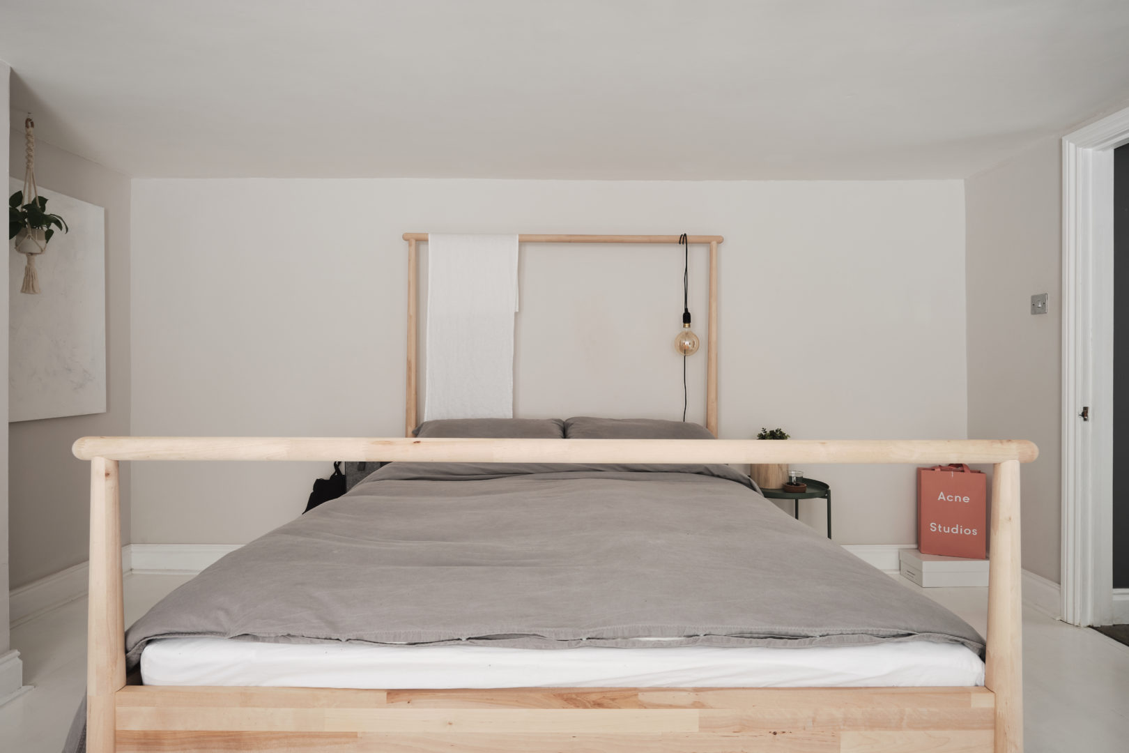 The-Fairfield-Aucoot-Scandi-Minimalism