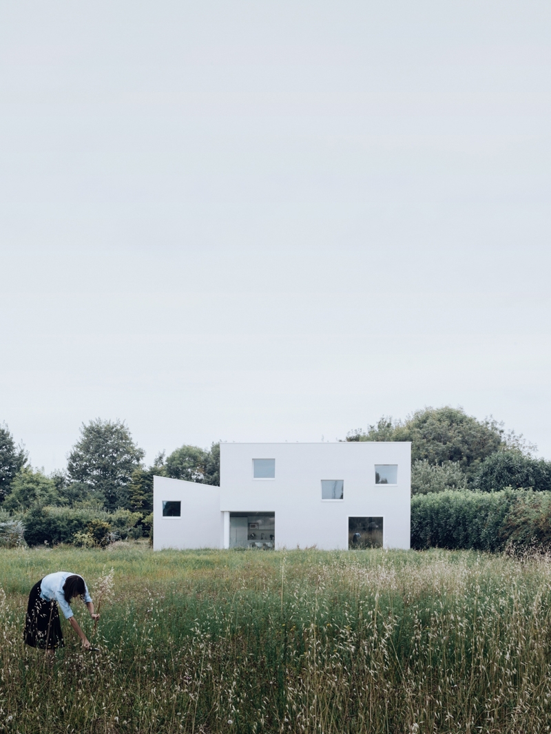 Simone Bossi Architectural Photographer - Aucoot Estate Agents Journal
