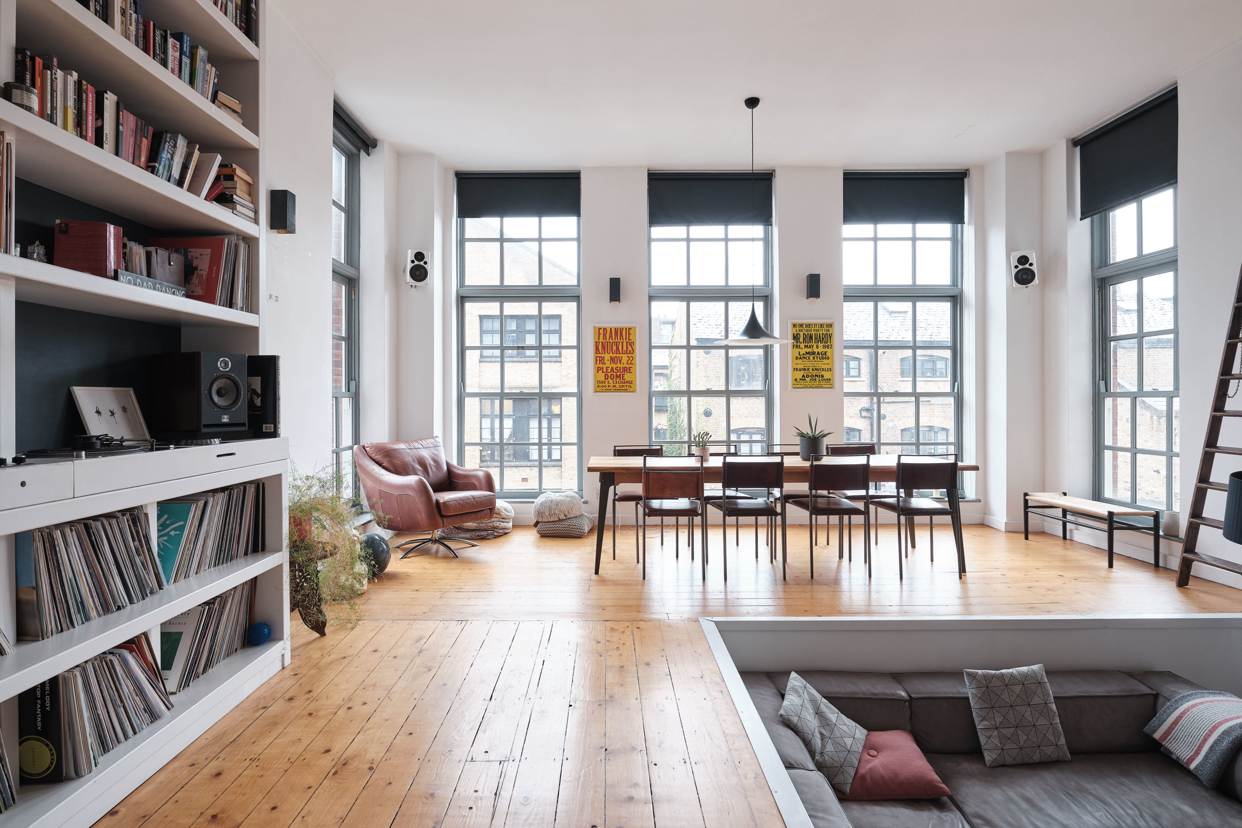 Minstrel-Court-Victorian-School-Conversion-photo-by-Aucoot-Estate-Agents