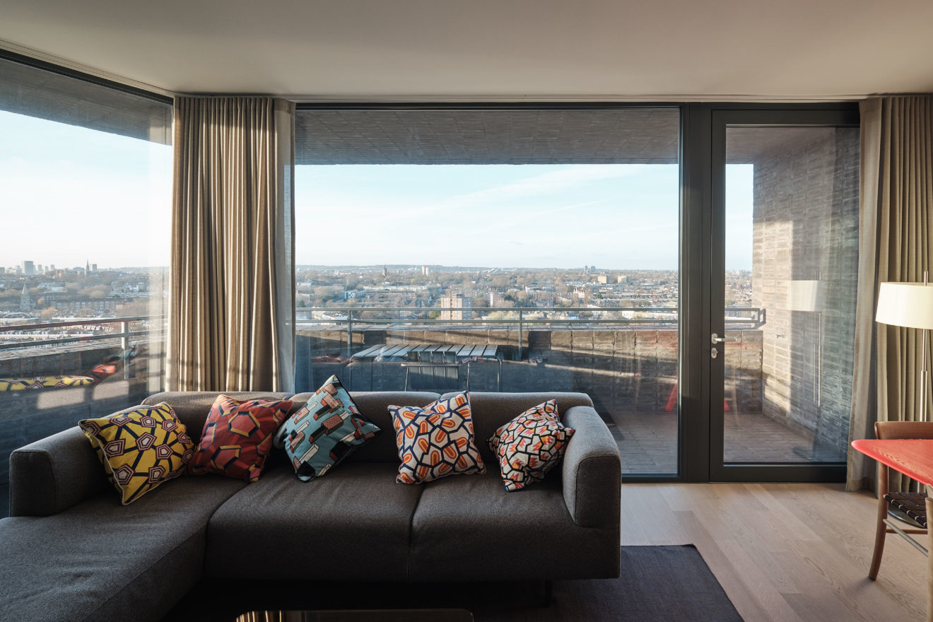 Hoxton-Press-by-David-Chipperfield-Architects-Karakusevic-Carson-Architects-photo-by-Aucoot-Estate-Agents