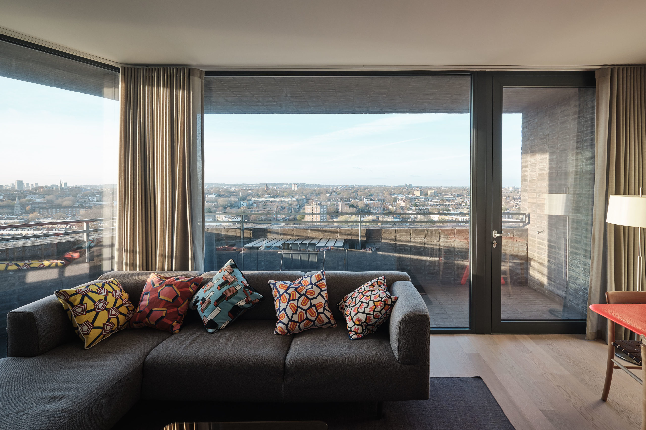 Hoxton-Press-by-David-Chipperfield-Architects-Karakusevic-Carson-Architects-photo-by-Aucoot-Estate-Agents