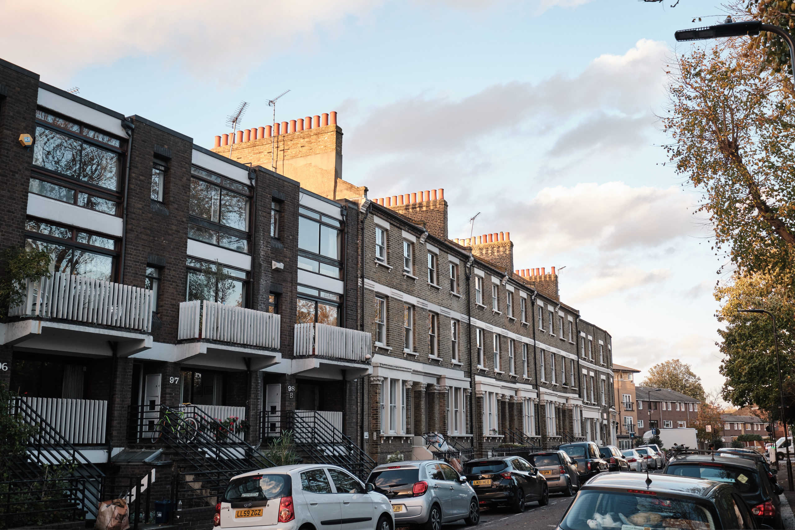 Victorian-house-with-modern-extension-over-looking-Victoria-Park-London-photo-by-Aucoot-Estate-Agents-All Rights Reserved