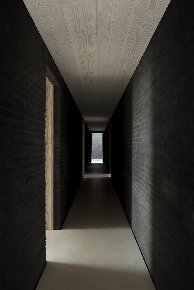 Life House - John Pawson - Living Architecture - Gilbert McCarragher - Aucoot Estate Agents 4