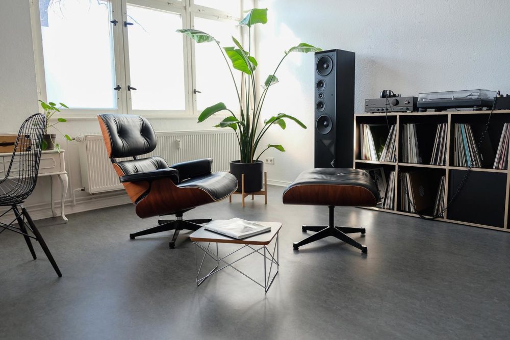 Eames Lounge Chair in BLN Space, Berlin