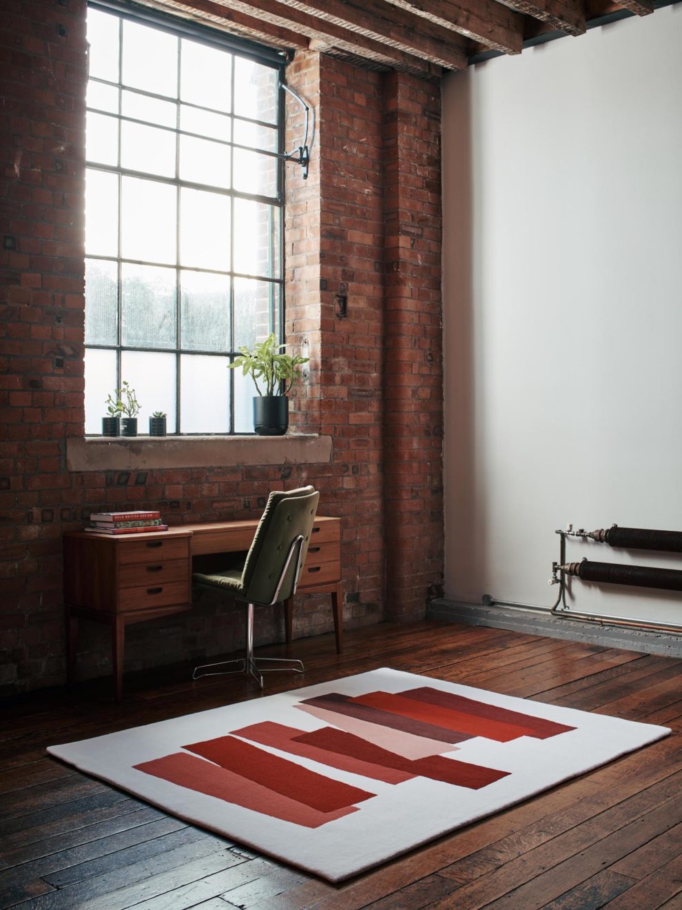 Josef Albers - Many Faces of Red - Photograph by Christopher Horwood - Christopher Farr Rugs - Aucoot Estate Agents - Design Directory