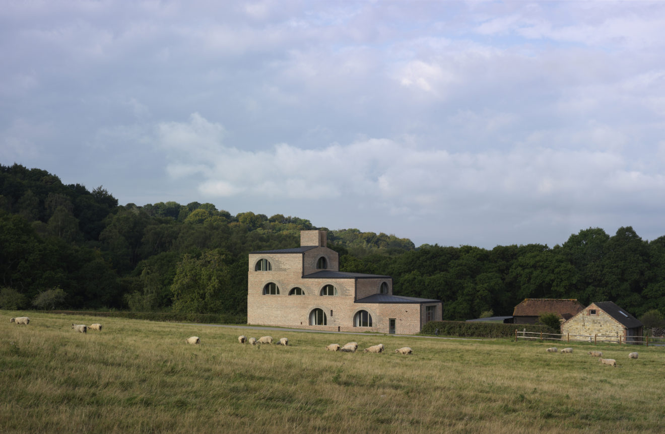 Nithurst Farm - Adam Richards Architects - Brotherton Lock - Aucoot Estate Agents