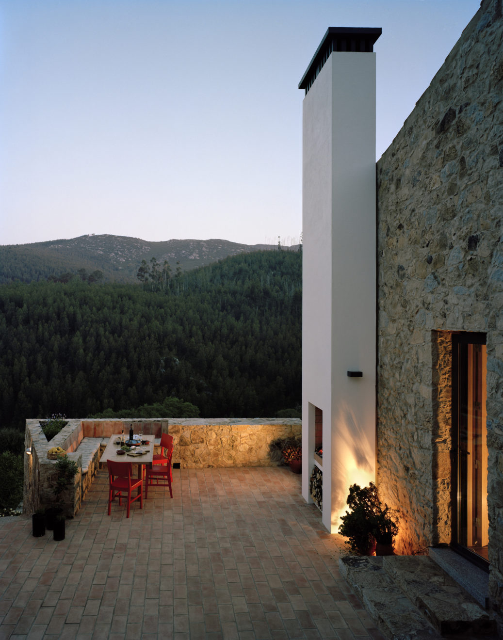 Quinta de Serra - Adam Richards Architects - Aucoot Estate Agents