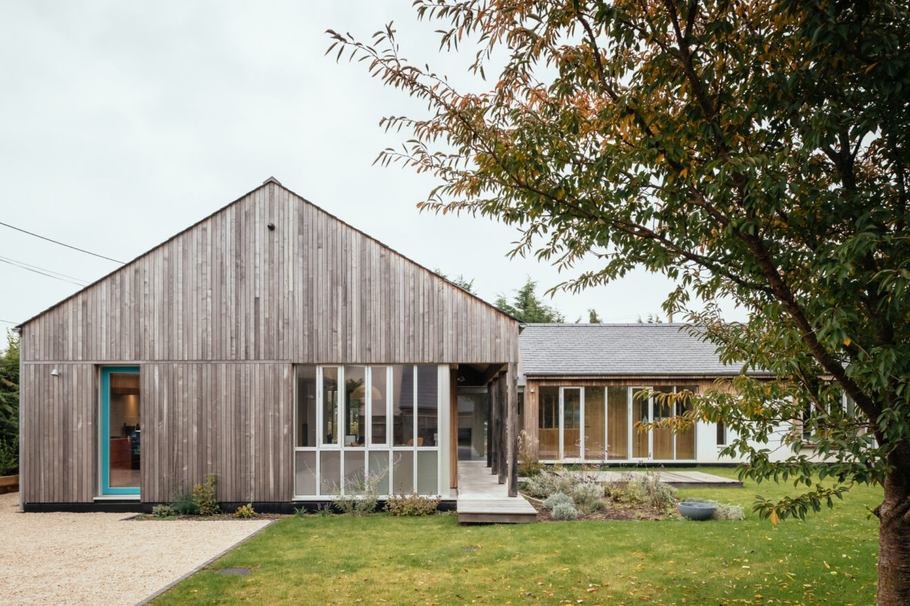 Clay-Retreat-by-PAD-Studio-Modern-House-in-the-New-Forest-shot-by-Jim-Stephenson