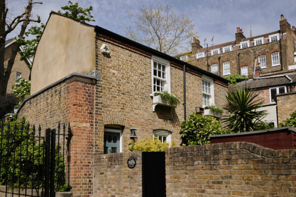 New End Cottage, Hampstead Village, London NW3