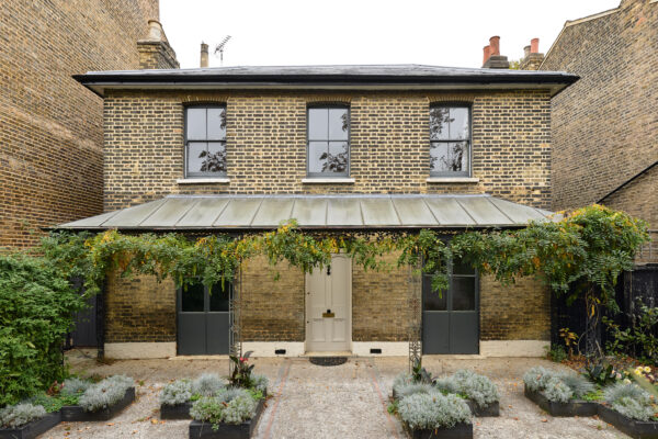 Queen Elizabeth’s Walk, Stoke Newington, London N16